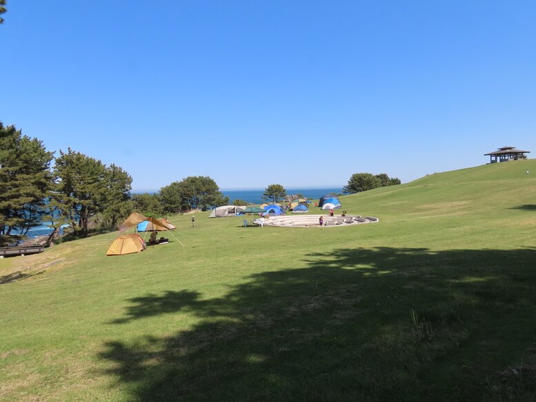 青森県八戸市 三陸ジオパーク みちのく潮風トレイル 種差海岸 種差天然芝生地